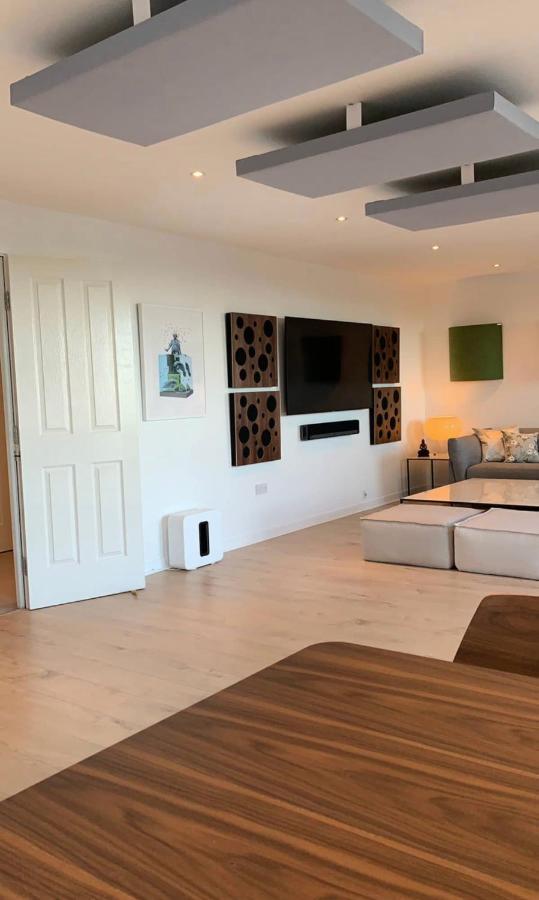 אדינבורו Beautiful Modern Sea-Side Apartment In The City מראה חיצוני תמונה